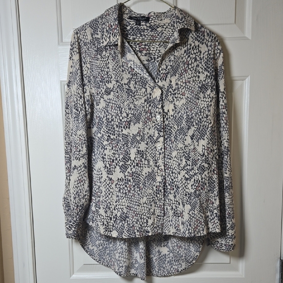 velvet hearts Tops - Velvet Hearts M 🤘🏼Snakeskin B&W+Pink Long Sleeve Button-up VTG ROCKER SHIRT🎸